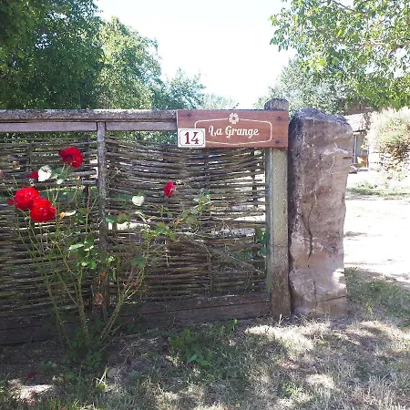 Летний дом Gite La Grange Saint-Laurent-d'Olt