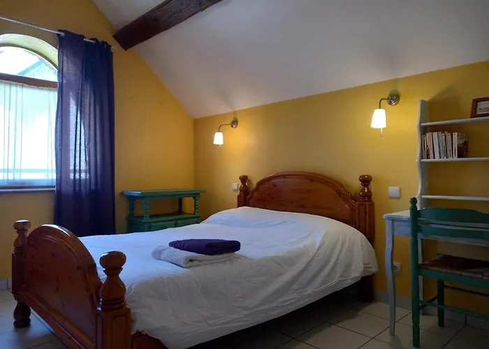 La Grange カントリーハウス Saint-Laurent-dʼOlt