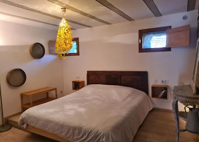 La Grange カントリーハウス Saint-Laurent-dʼOlt