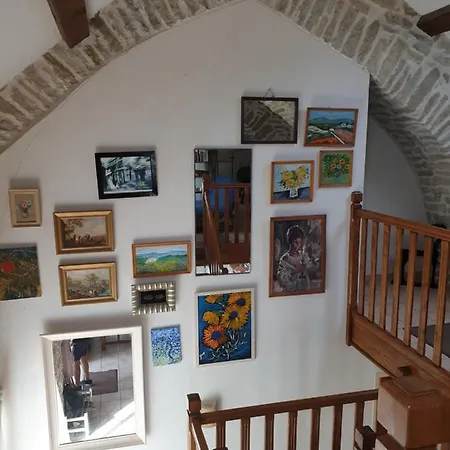 Landhuis La Grange Saint-Laurent-dʼOlt